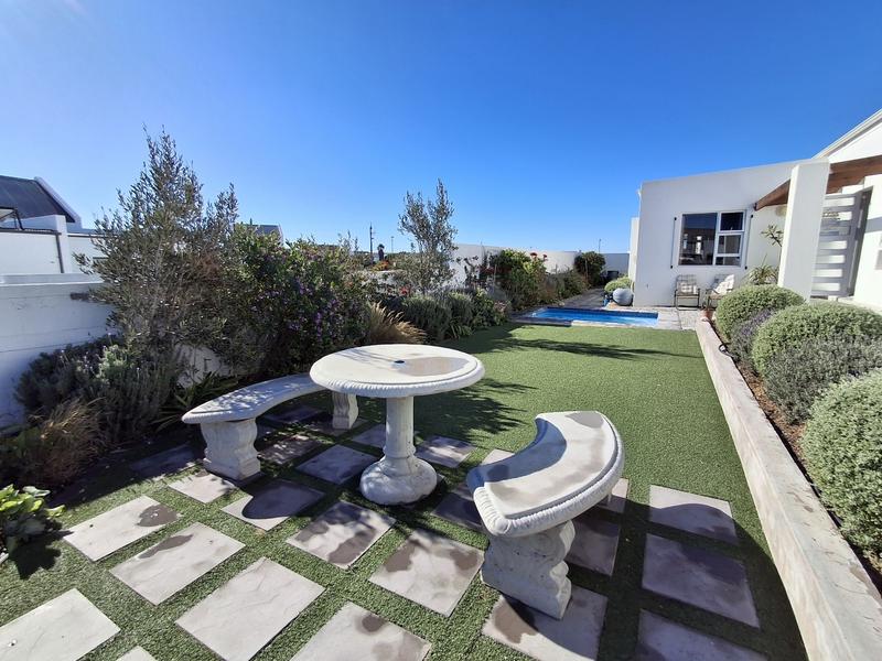 3 Bedroom Property for Sale in Britannia Bay Western Cape